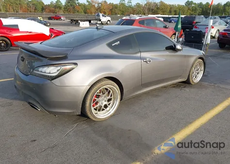 2016 Hyundai Genesis 3.8 Ultimate z USA, uszkodzony, nr VIN KMHHU6KJ2GU135785